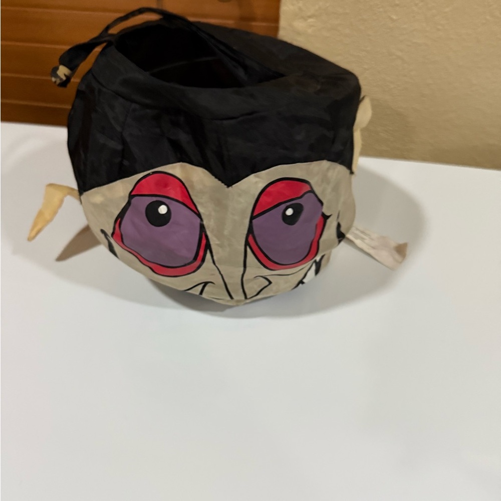 Vampire Halloween Candy Bucket